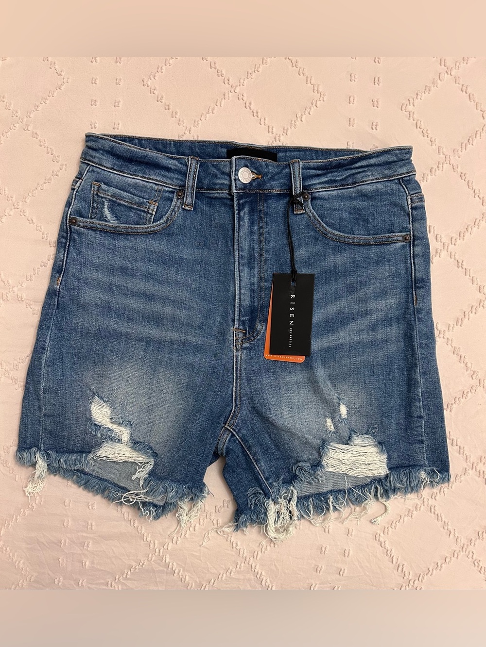 RISEN HIGH RISE DISTRESSED SHORTS - Picture 2 of 5